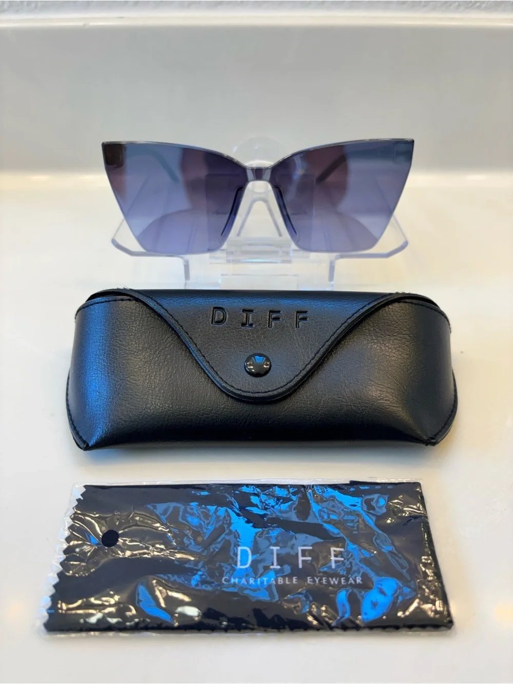 DIFF Goldie Cat Eye SG Plastic Frame clubhouse Blue Gradient Tinted UV400